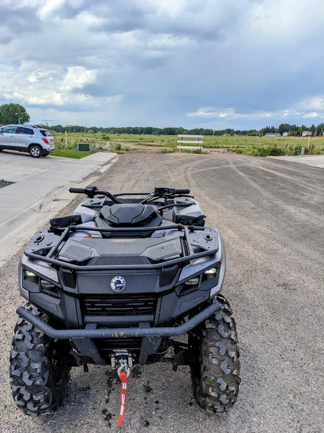 can am outlander max xt 700 4 wheeler quad bike atv